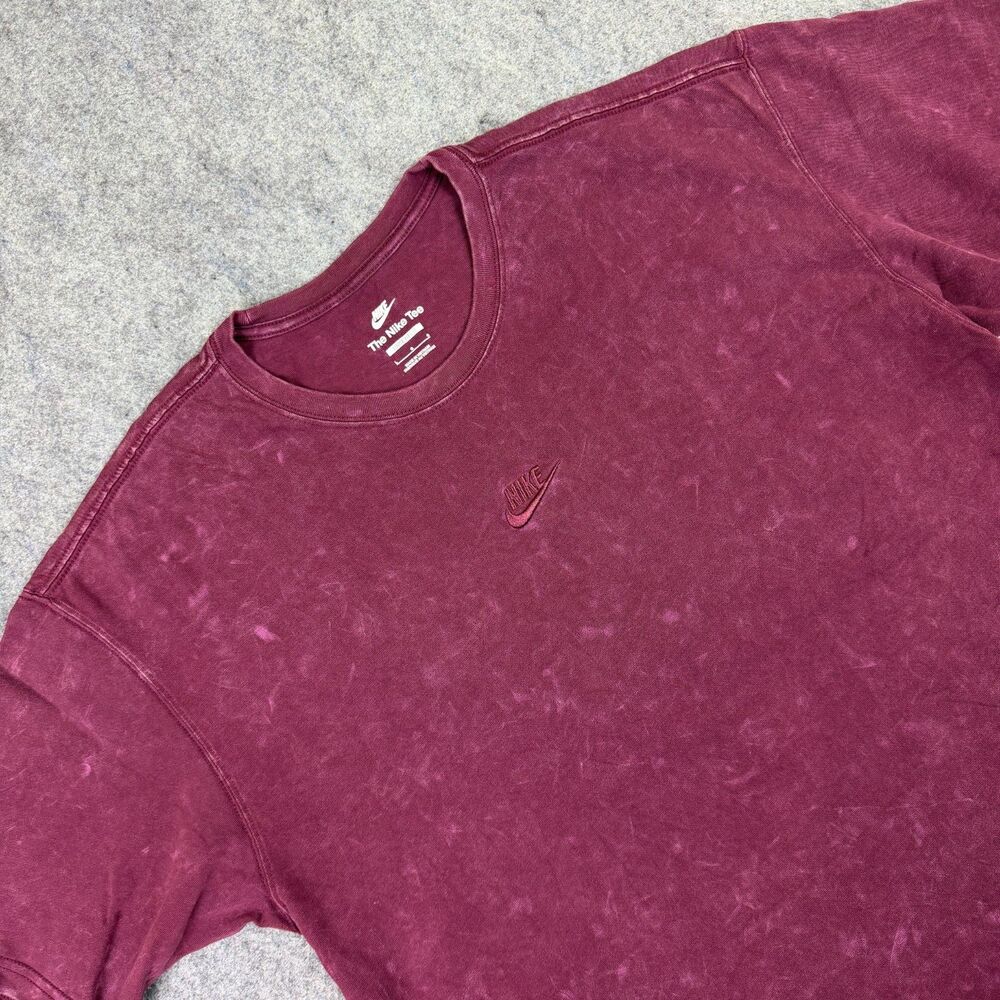 Nike Men's Sportswear Max90 Night Maroon Washed T-Shirt Size Large DZ2898-681